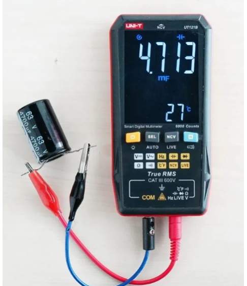Мультиметр "UNI-T"  UT121B
