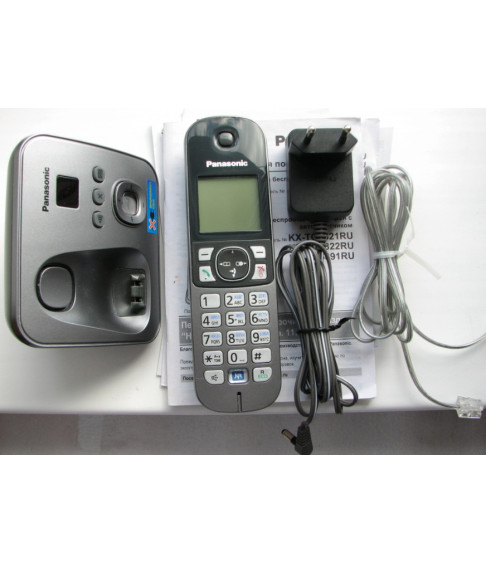 Panasonic KX-TG6821